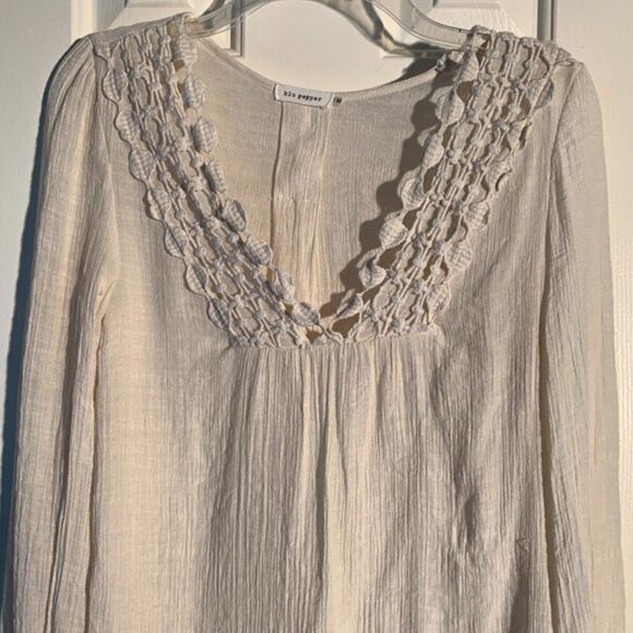 Blu Pepper Long Sleeve Crocheted Trimmed Collar and Cuff Blouse - Picture 1 of 6